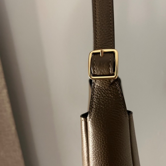 Coach - Picture 2 of 13